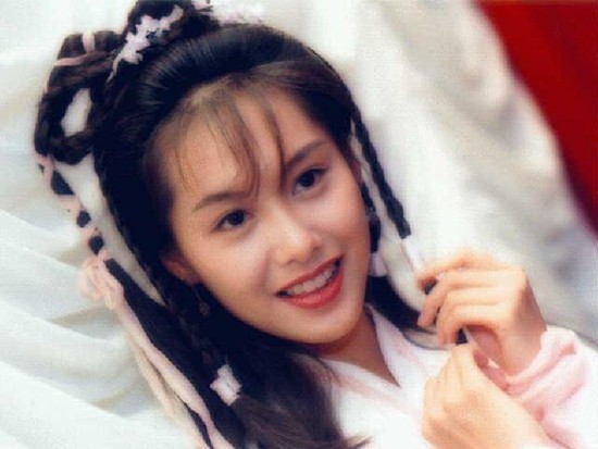 Thời thế đổi thay, nhưng vẻ đẹp của các ngọc nữ điện ảnh Hong Kong thập niên 80 - 90 vẫn xứng danh tường thành nhan sắc - Ảnh 4.
