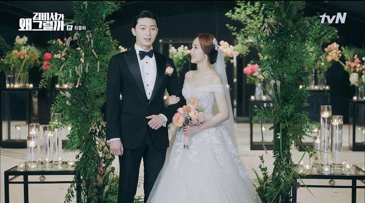 Trở thành cô dâu, thư ký Kim lại tiếp tục khiến fan say lòng vì diện váy cưới và trang điểm quá đỗi xinh đẹp  - Ảnh 9.