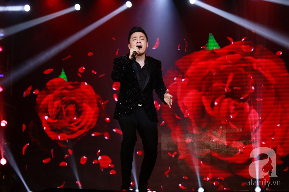 Noo Phước Thịnh - Lam Trường ôm nhau thắm thiết, gây xúc động với màn song ca 2 thế hệ - Ảnh 3. Noo Phước Thịnh - Lam Trường ôm nhau thắm thiết, gây xúc động với màn song ca 2 thế hệ - Ảnh 3.