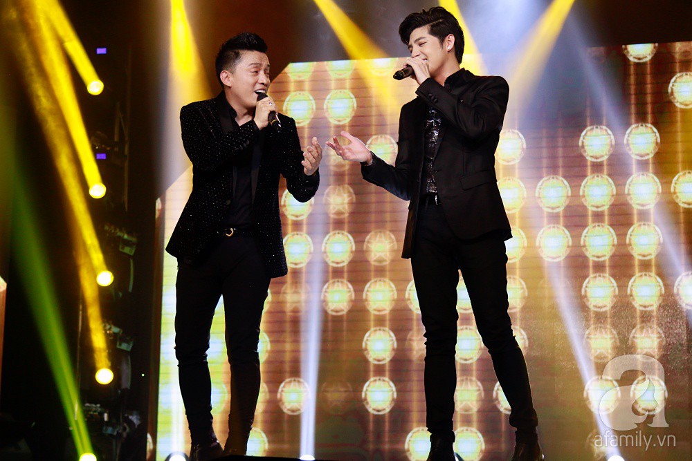 Noo Phước Thịnh - Lam Trường ôm nhau thắm thiết, gây xúc động với màn song ca 2 thế hệ - Ảnh 10. Noo Phước Thịnh - Lam Trường ôm nhau thắm thiết, gây xúc động với màn song ca 2 thế hệ - Ảnh 10.