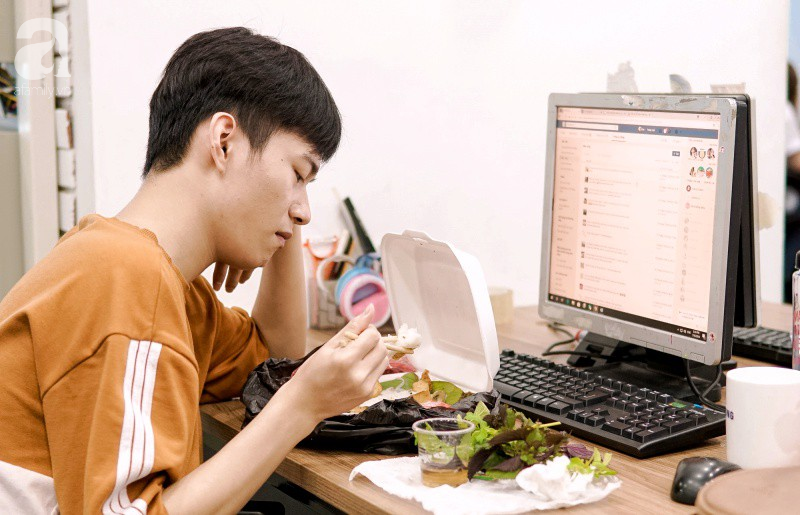 Nhòm trộm ví của dân công sở ngày cuối tháng, người vẫn giàu có người thì đồng nát - Ảnh 4. Nhòm trộm ví của dân công sở ngày cuối tháng, người vẫn giàu có người thì đồng nát - Ảnh 4.