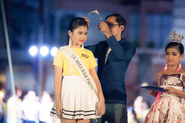 Nguyễn Ngọc Trang Anh - cô bé 10 tuổi với chiều cao khủng đăng quang Hoa hậu nhí châu Á - Thái Bình Dương 2018 - Ảnh 2.
