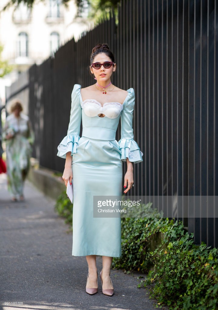 Mỹ nhân đẹp nhất Thái Lan Chompoo Araya một mình dự 5 show tại Tuần lễ thời trang Paris - Ảnh 14. Mỹ nhân đẹp nhất Thái Lan Chompoo Araya một mình dự 5 show tại Tuần lễ thời trang Paris - Ảnh 14.