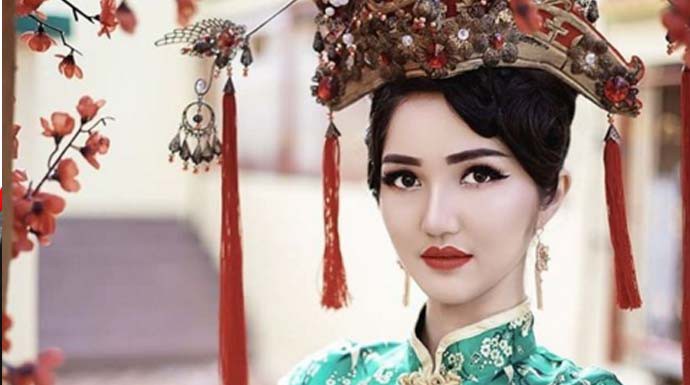 Thật bất ngờ, đã tìm ra chị em thất lạc của Bích Phương là Hoa hậu Hoàn vũ Indonesia 2018 - Ảnh 5.