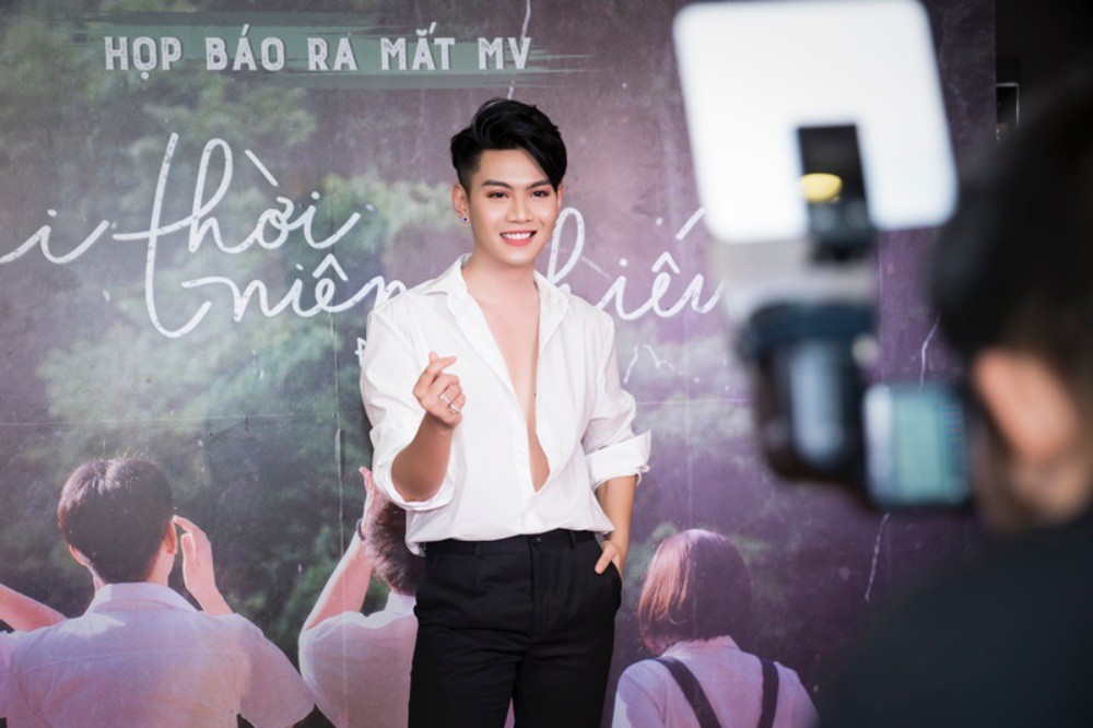 Sợ người yêu ghen, Đào Bá Lộc chỉ để bạn diễn hôn lên trán một lần duy nhất - Ảnh 6. Sợ người yêu ghen, Đào Bá Lộc chỉ để bạn diễn hôn lên trán một lần duy nhất - Ảnh 6.