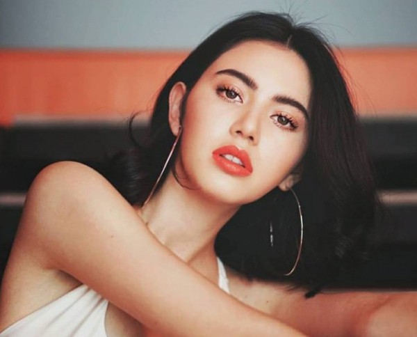 Rủ bạn bè về tụ tập tán gẫu, tôi bị mẹ chồng mắng là vô ý và nhất quyết đòi dọn đến ở chung - Ảnh 1.