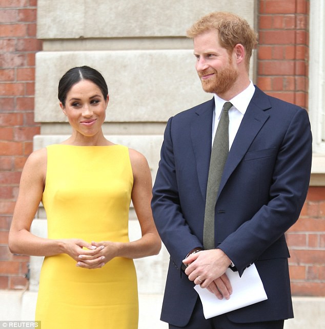 Chị gái Công nương Meghan chỉ trích Hoàng tử Harry là kẻ hèn nhát khi để vợ đối xử với người nhà Markle không ra gì - Ảnh 2.