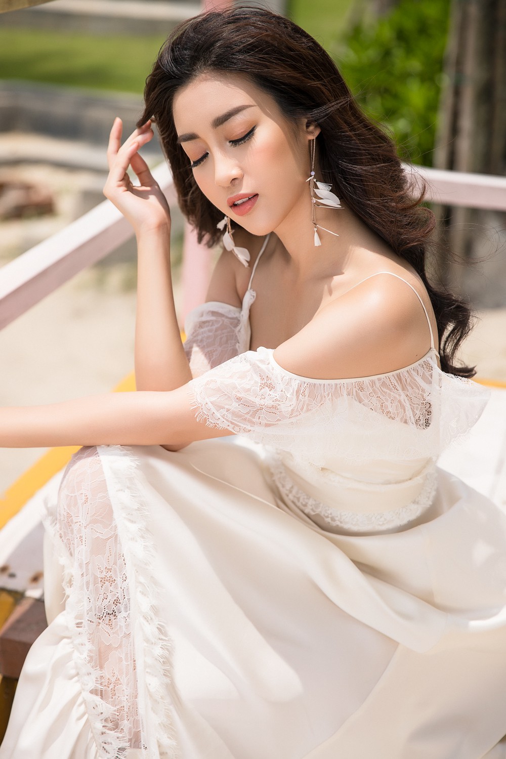 Ghen tỵ với bộ ảnh đẹp lung linh của Hội bạn thân Hoa hậu Mỹ Linh - Thùy Dung - Thanh Tú - Ảnh 7.