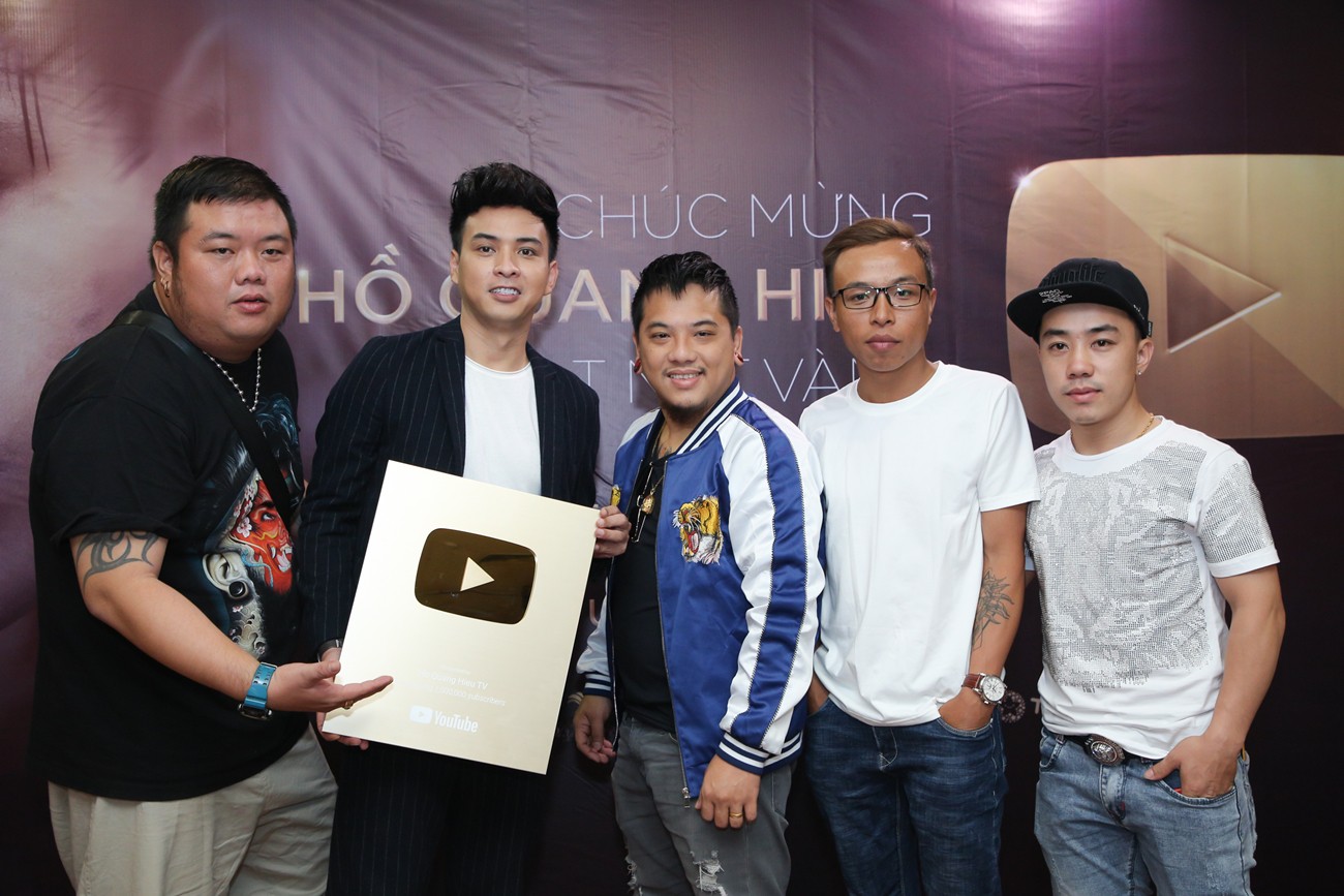 Làm giang hồ sau khi chia tay Bảo Anh, Hồ Quang Hiếu nhận ngay nút vàng YouTube - Ảnh 5.