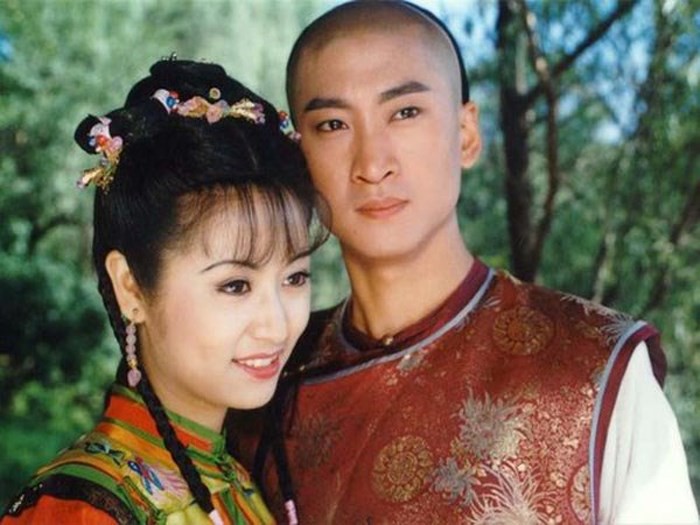 Ân oán 20 năm của Lâm Tâm Như - Châu Kiệt: Mối thâm thù đại hận của Nhĩ Khang và Hạ Tử Vy đẹp nhất màn ảnh Cbiz - Ảnh 2.