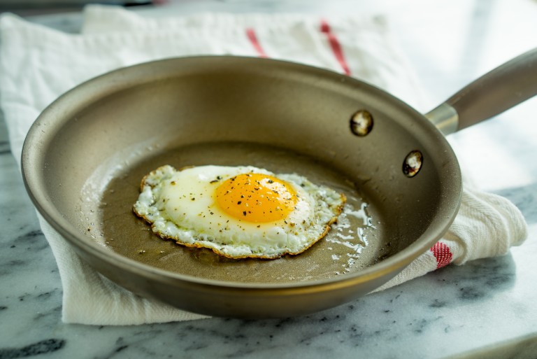 The secret to crispy fried dishes lies in the pan that we have been using the wrong pan for so long - Photo 4.