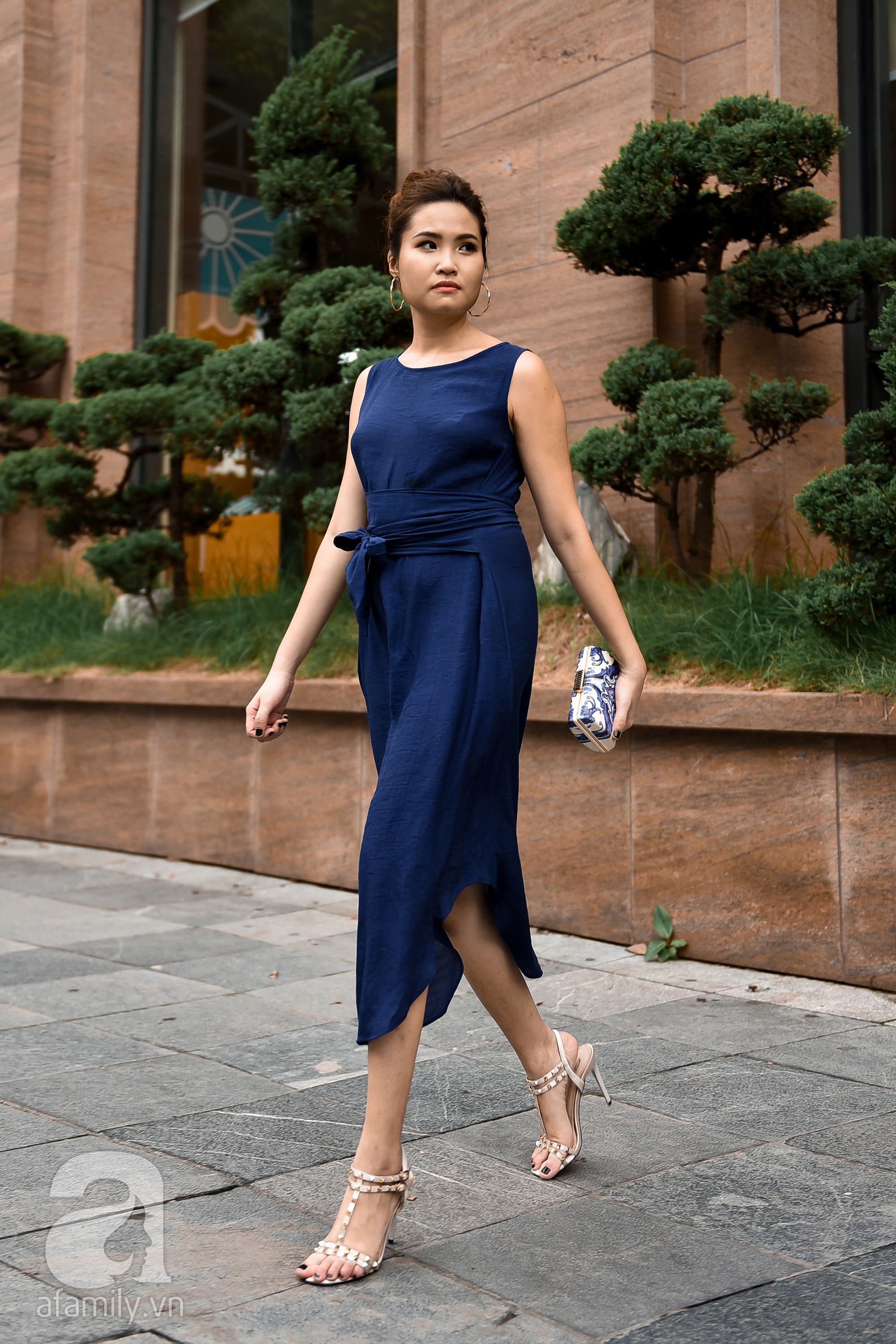 Có ai diện phụ kiện vừa chất vừa điệu như các quý cô miền Bắc trong street style tuần này - Ảnh 16.