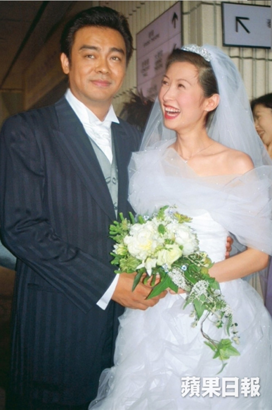 Quách Ái Minh: Hoa hậu xấu nhất Hồng Kông và cuộc hôn nhân 25 năm không con cái vẫn được chồng cưng chiều như nữ hoàng - Ảnh 11.