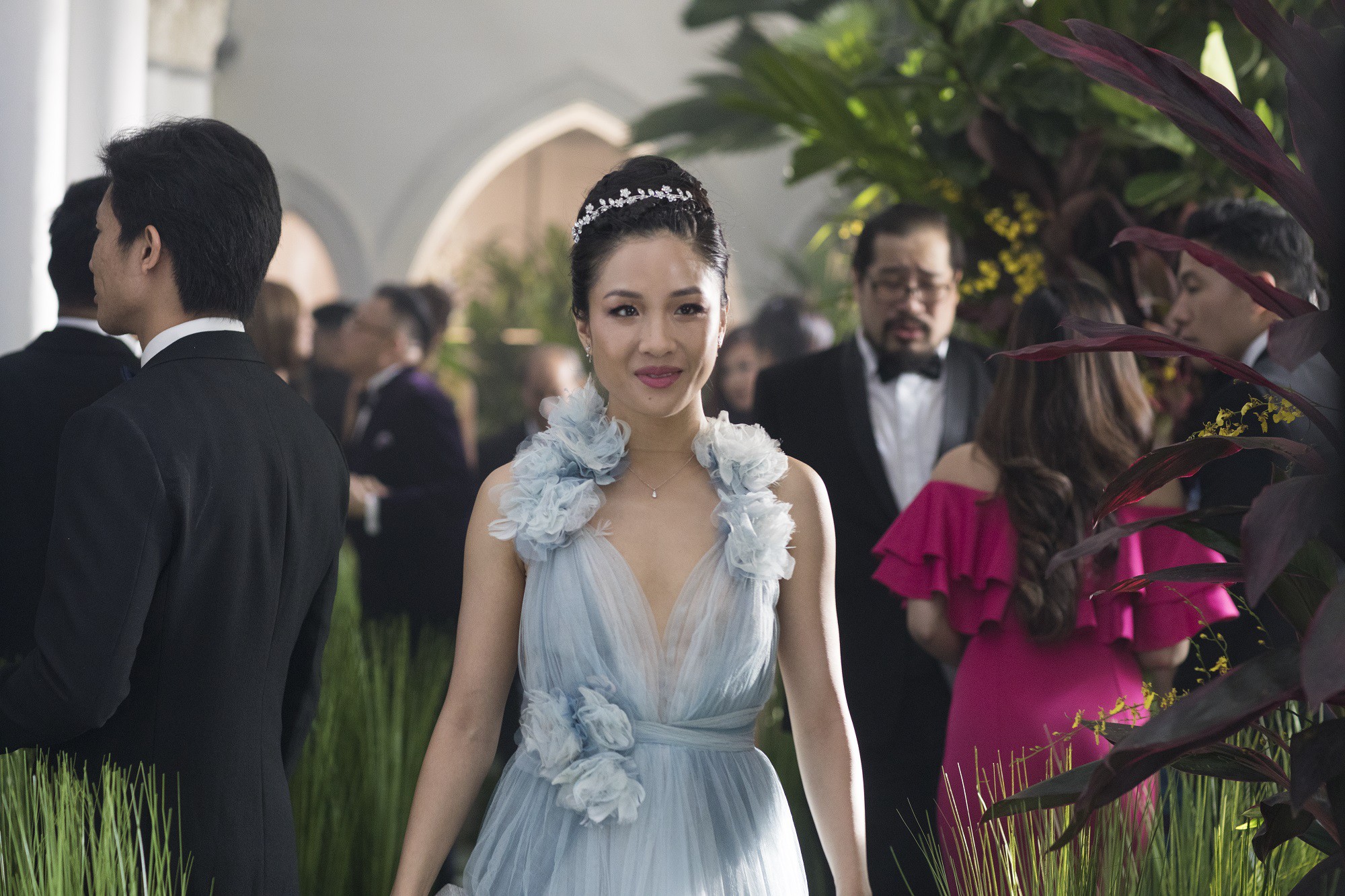 Choáng ngợp với cuộc sống sang chảnh của giới siêu giàu Châu Á trong Crazy Rich Asians - Ảnh 21.