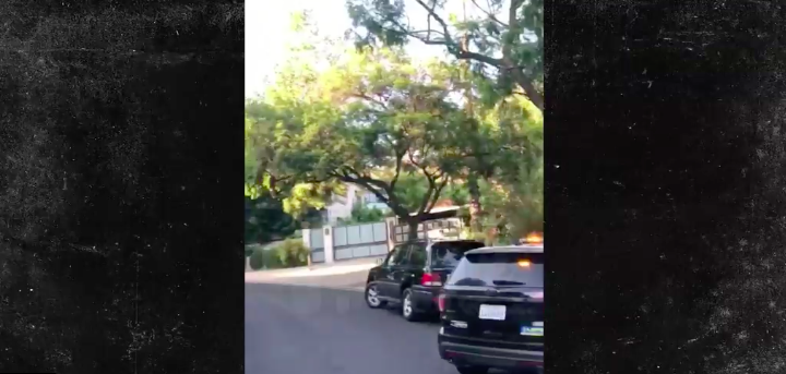 Hàng loạt xe cảnh sát và trực thăng kéo đến nhà Rihanna khi có chuông báo động, chuyện gì vừa xảy ra? - Ảnh 2.