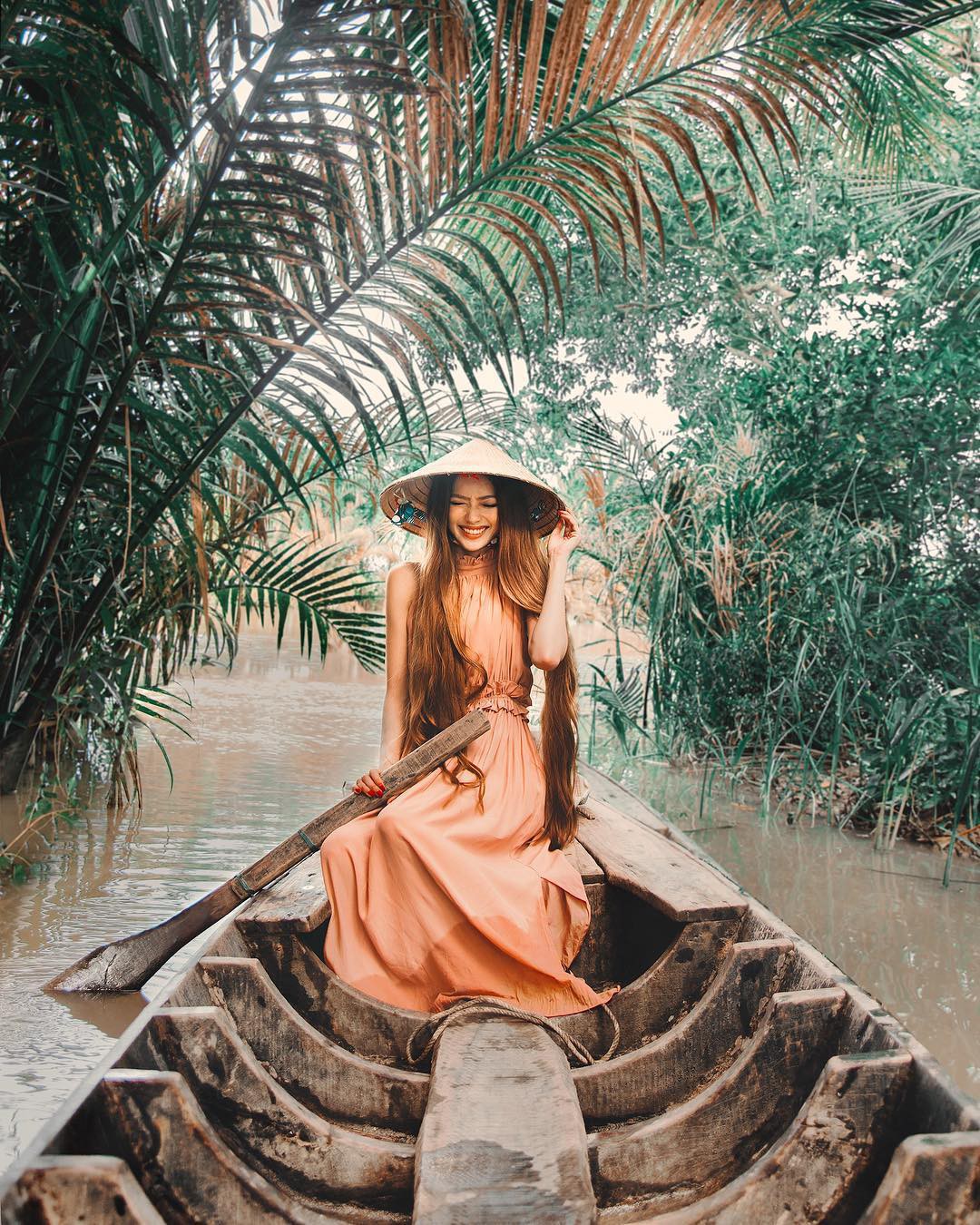 Công chúa tóc mây gốc Việt nổi tiếng MXH đưa người yêu về thăm quê nội, khoe ảnh chèo thuyền đẹp lịm tim ở Trà Vinh - Ảnh 3.
