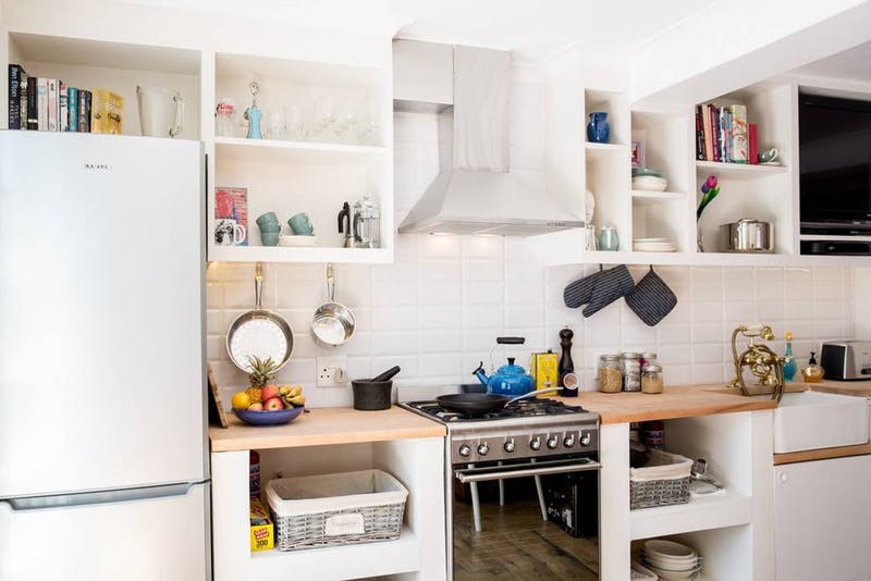 10 ý tưởng lưu trữ tuyệt vời giúp không gian nhà bếp nhỏ đến mấy cũng gọn gàng - Ảnh 9.