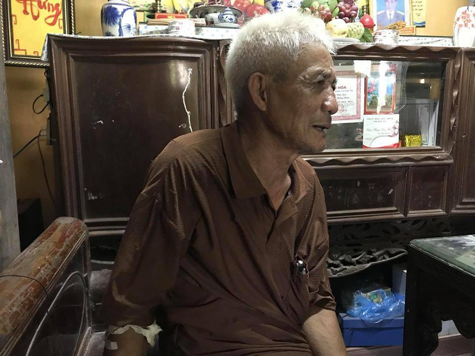 Hai vợ chồng bị kẻ lạ mặt sát hại ở Hưng Yên: Lời kể của cha mẹ già chứng kiến vụ việc ngay trước mắt - Ảnh 2.