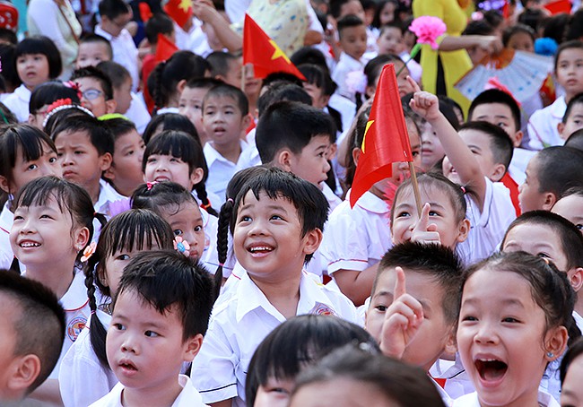 Có nên cho con làm cán bộ lớp không? - Câu hỏi tưởng đơn giản mà vẫn khiến các bậc phụ huynh phải đau đầu - Ảnh 2.