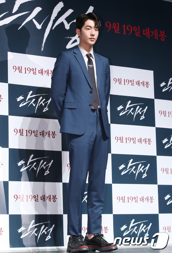 Dàn sao hot đổ bộ sự kiện: Khi tường thành nhan sắc Jo In Sung bị trai đẹp Nam Joo Hyuk dìm trong 1 khung hình - Ảnh 5.