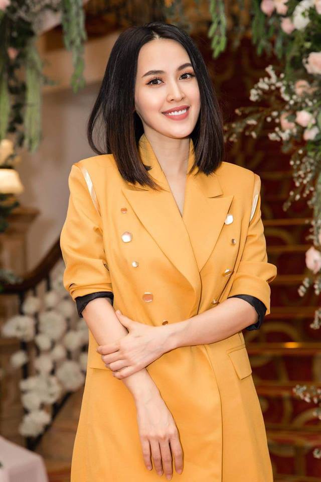 Soi nhất cử nhất động của sao Việt (27/8) - Ảnh 11.