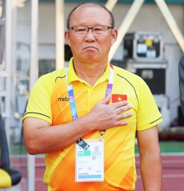 16h00 Olympic Việt Nam vs Olympic Hàn Quốc: HLV Park Hang Seo sẽ làm đau đội bóng quê hương? - Ảnh 1.