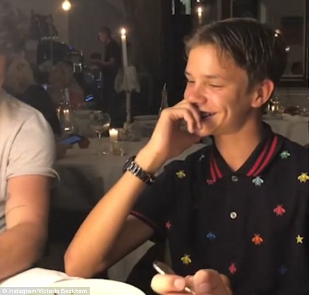 Chẳng ai sướng như các con nhà Beckham: Tuần trước đi Bali, tuần này lại du lịch Pháp mừng sinh nhật - Ảnh 1. Chẳng ai sướng như các con nhà Beckham: Tuần trước đi Bali, tuần này lại du lịch Pháp mừng sinh nhật - Ảnh 1.