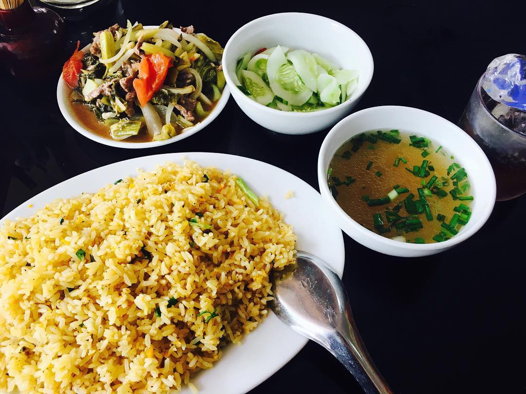 5 món ăn trưa ngon giá rất bình dân để thêm động lực khởi đầu tuần mới ở Hà Nội - Ảnh 2.