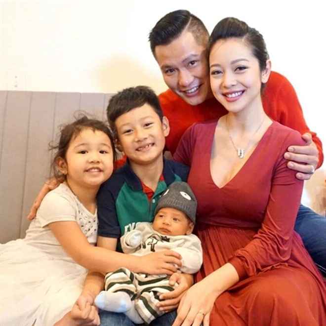 Con trai Quang Dũng - Jennifer Phạm chính thức về Việt Nam sống cùng mẹ và bố dượng - Ảnh 2.