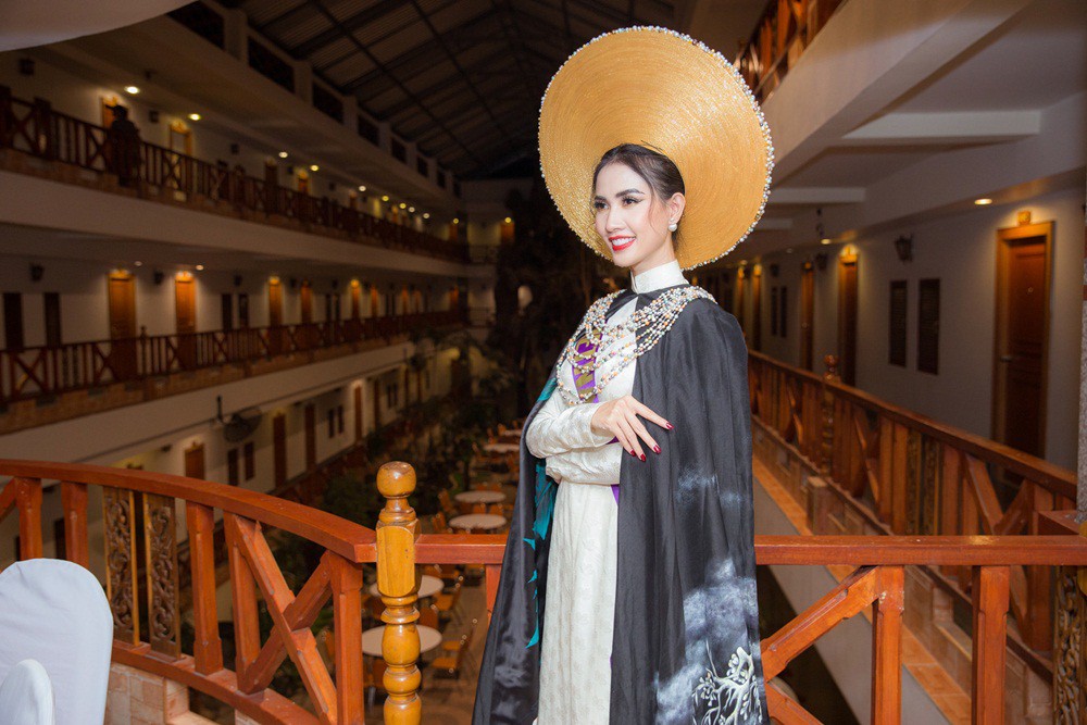 Phan Thi Mơ lọt top 10 phần thi trang phục của Hoa hậu Đại sứ Du lịch Thế giới 2018 - Ảnh 4.