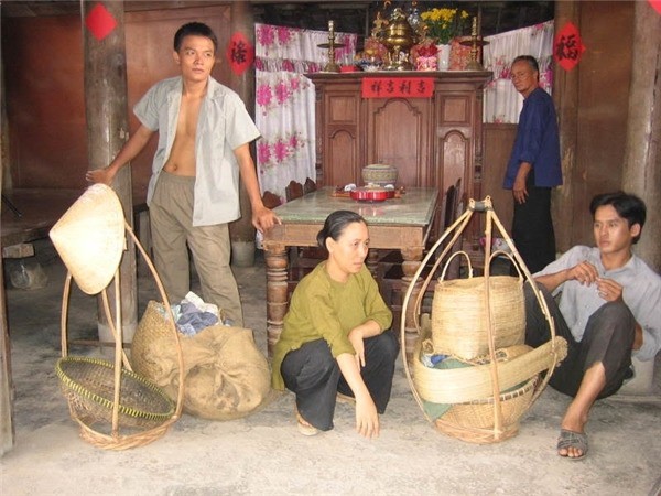 Tròn 11 năm sau Miền đất phúc: Đôi chính viên mãn sự nghiệp lẫn tình yêu, nam phụ sự nghiệp lận đận, đột ngột ra đi ở tuổi 31 - Ảnh 1.