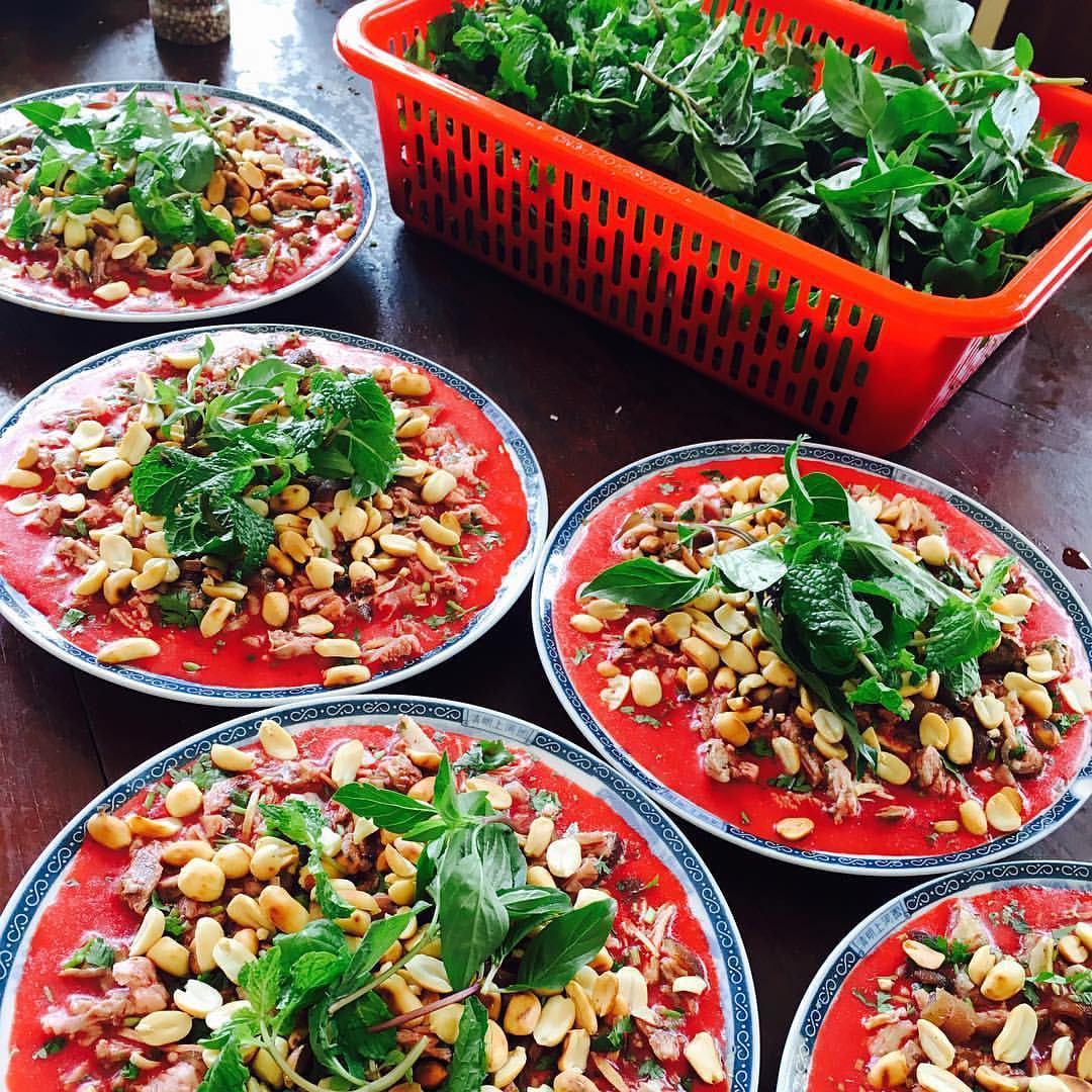 6 đặc sản Việt khiến khách Tây xanh mặt trên đường khám phá ẩm thực - Ảnh 1.