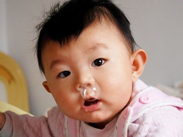 Kết quả hình ảnh cho trẻ khò khè nghẹt mũi
