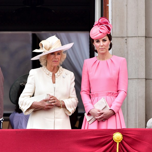 Lần đầu tiên hé lộ nguyên do bà Camilla bằng mặt nhưng không bằng lòng với con dâu Kate, từng tìm cách chia rẽ cô với William - Ảnh 3.
