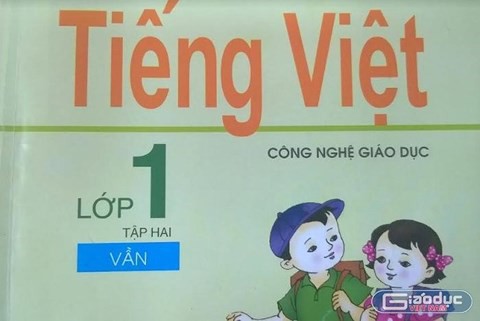 Chuyên gia hàng đầu về ngôn ngữ học nói gì về cách đánh vần gây tranh cãi? - Ảnh 1.