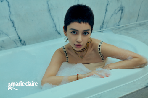 Không thể nào nhận ra đây là Angelababy khi để tóc ngắn 3 phân - Ảnh 3. Không thể nào nhận ra đây là Angelababy khi để tóc ngắn 3 phân - Ảnh 3.