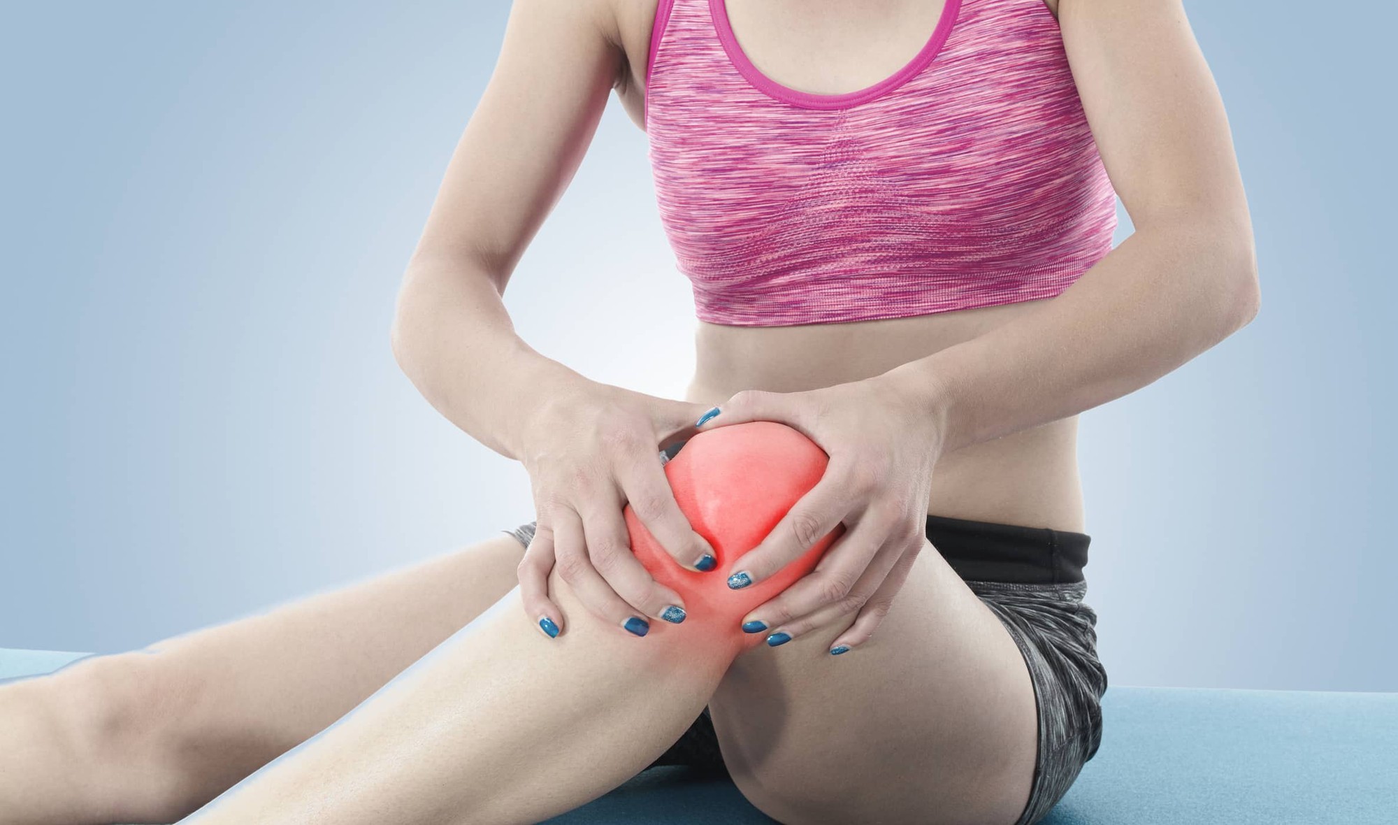 Боль в суставах женщина. Knee Joint Pain. Боль в суставах. Боль в колене.