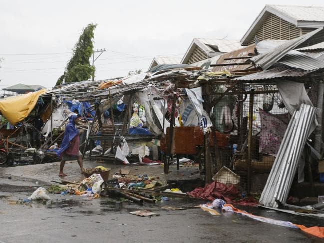 Thông tin thiệt hại về người đầu tiên sau khi siêu bão Mangkhut càn quét Philippines - Ảnh 4.
