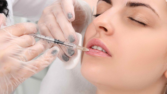 Cảnh báo nguy cơ mất mạng, mù mắt khi tự ý đi tiêm filler thẩm mỹ - Ảnh 4. Cảnh báo nguy cơ mất mạng, mù mắt khi tự ý đi tiêm filler thẩm mỹ - Ảnh 4.