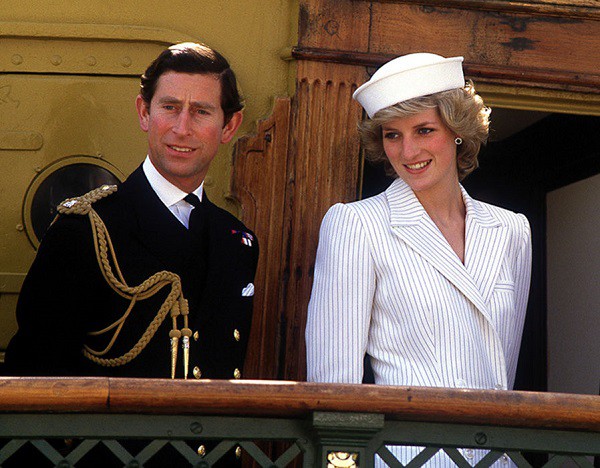 Quản gia cũ của Công nương Diana cảnh báo Meghan và lý do mối liên quan cuộc hôn nhân giữa hai thế hệ được hé lộ - Ảnh 2.