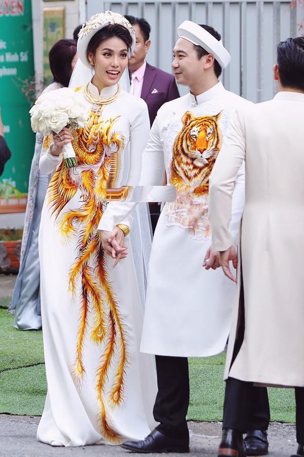 Kì lạ chưa, cả ba siêu đám cưới của showbiz Việt năm 2018 đều dính đến chuyện ba người - Ảnh 5.