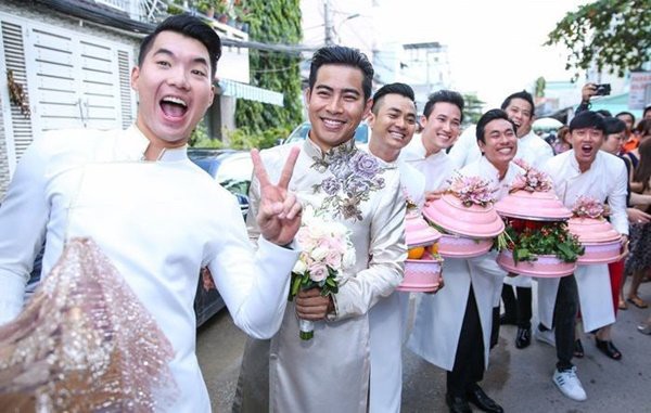 Những dàn phù dâu, phù rể toàn trai xinh gái đẹp khiến đám cưới của sao Việt hot hơn bao giờ hết - Ảnh 14.