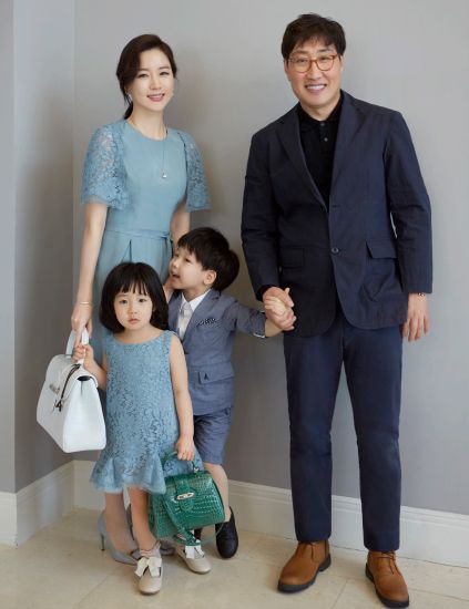 Cuộc hôn nhân bí ẩn của Lee Young Ae: 10 năm hẹn hò chẳng ai hay biết, sau 9 năm kết hôn mới lộ ra thân thế khủng của chồng - Ảnh 2.