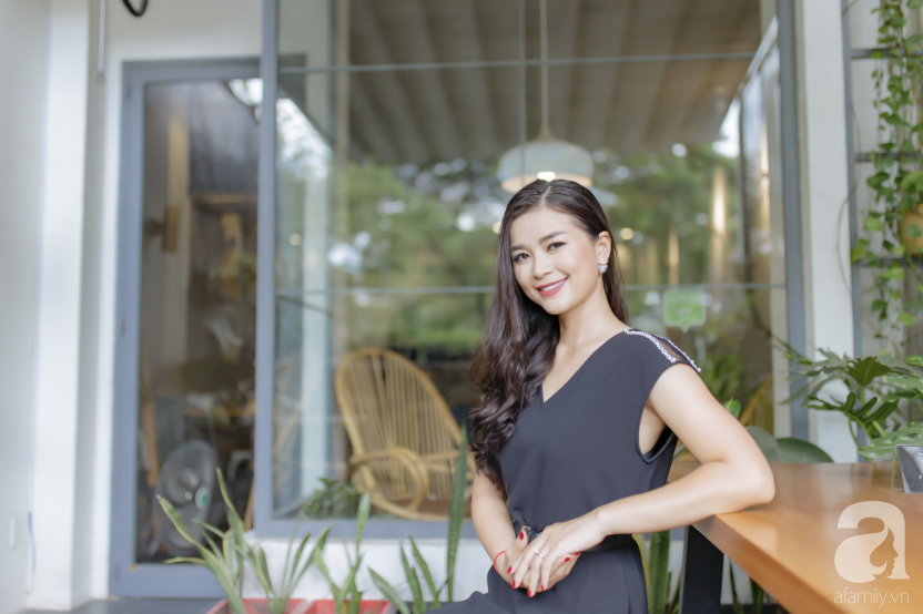 Diệu Thúy Dốc sương mù bỏ showbiz, trở thành phi công: Bước ra khỏi ánh hào quang, bay giữa những làn mây để tìm chính mình - Ảnh 2. Diệu Thúy Dốc sương mù bỏ showbiz, trở thành phi công: Bước ra khỏi ánh hào quang, bay giữa những làn mây để tìm chính mình - Ảnh 2.