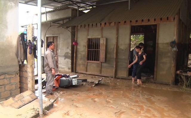 Cảnh tan hoang sau vụ vỡ đập hồ chứa, hàng nghìn mét khối chất thải tràn vào khu dân cư ở Lào Cai - Ảnh 1.