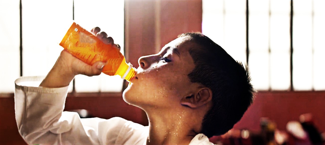 6 c&aacute;ch b&ugrave; nước đ&uacute;ng đắn khi chăm s&oacute;c trẻ ốm sốt, ti&ecirc;u chảy để con kh&ocirc;ng xảy ra t&igrave;nh trạng c&agrave;ng uống c&agrave;ng n&ocirc;n - Ảnh 1.