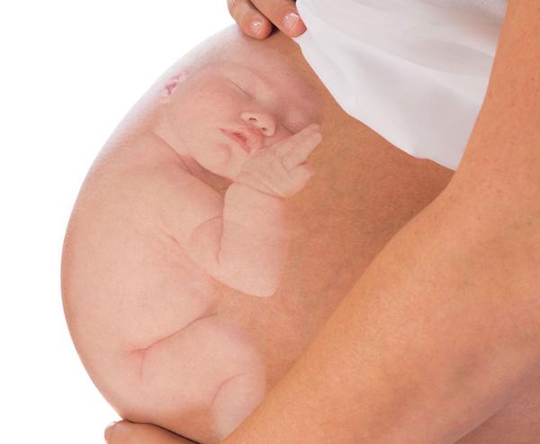 Những điều mẹ bầu cần biết khi được chẩn đoán có ngôi thai ngược   - Ảnh 2.