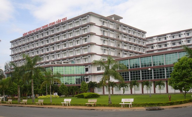 Vụ cha đầu độc 3 con nhỏ rồi tự tử bằng thuốc trừ sâu: Ba đứa trẻ vẫn chưa thể tự ăn uống - Ảnh 3. Vụ cha đầu độc 3 con nhỏ rồi tự tử bằng thuốc trừ sâu: Ba đứa trẻ vẫn chưa thể tự ăn uống - Ảnh 3.