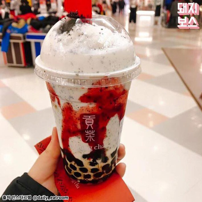 Hàn Quốc đã có Gong cha dâu tây sống ảo cực đẹp thế này, bao giờ Việt Nam mới có đây? - Ảnh 1.