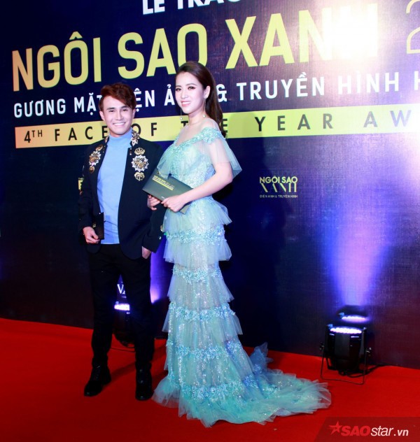 Minh Tú đọ dáng quyến rũ với Top 3 Hoa hậu Hoàn Vũ Việt Nam trên thảm đỏ - Ảnh 14.
